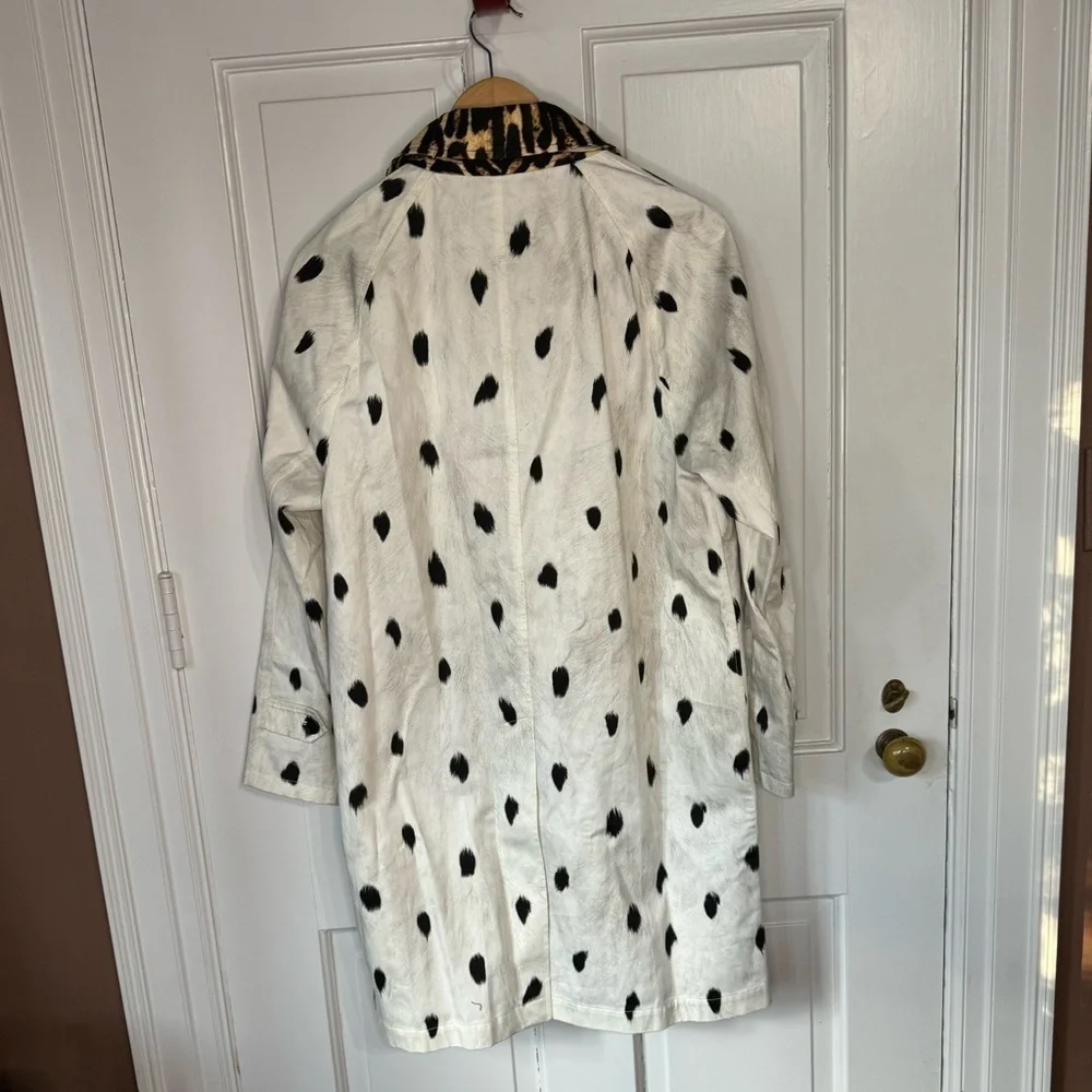 Burberry ANIMAL-PRINT COTTON-TWILL TRENCH COAT IN WHITE,BLACK,BROWN Size - Picture 7 of 16